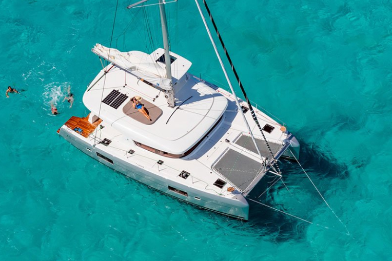 Lagoon 42 catamaran | Vernicos Yachts