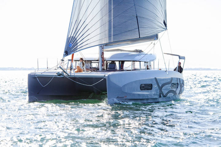 Excess 11 catamaran - exterior | Vernicos Yachts
