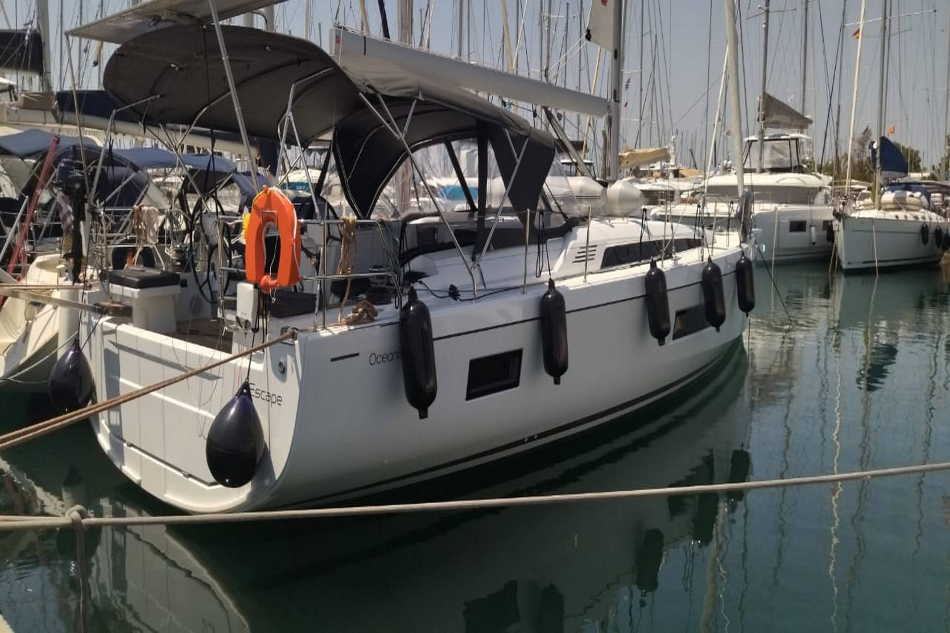 The Oceanis 51.1 ESCAPE sailing yacht | Vernicos Yachts