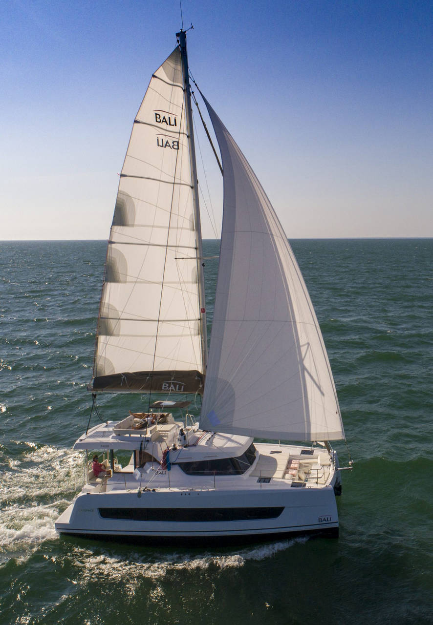 Bali Catspace catamaran - Exterior view | Vernicos Yachts