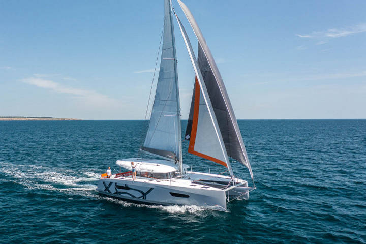Excess 14 catamaran - exterior view | Vernicos Yachts