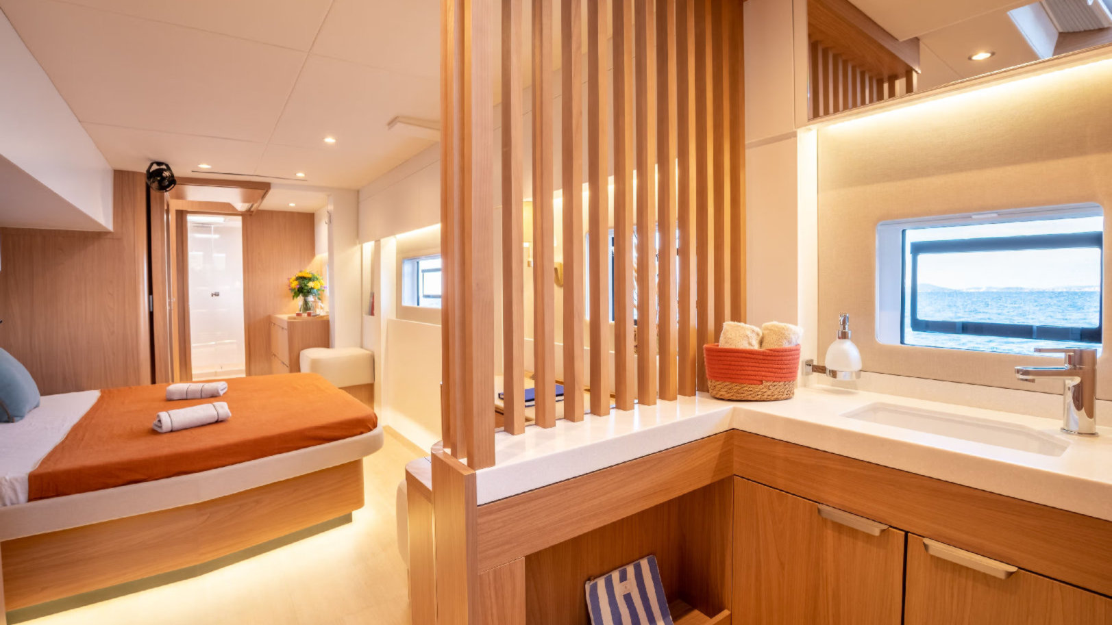 Bali 5.8 Catamaran - En Suite Cabin | Vernicos Yachts